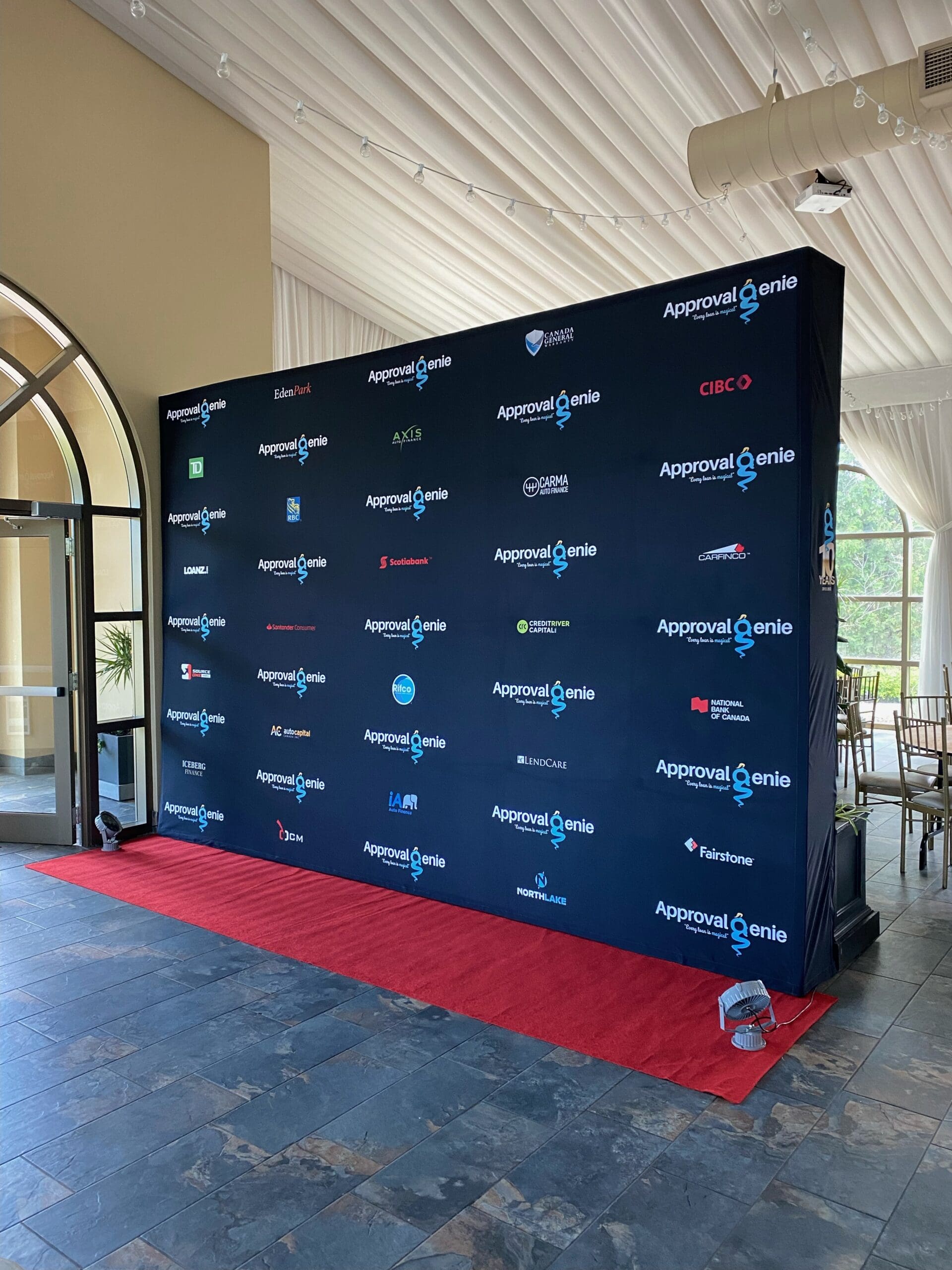 Gala Step And Repeat